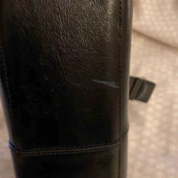 Vintage Wilson’s leather shoulder purse 👜 - Picture 10 of 10